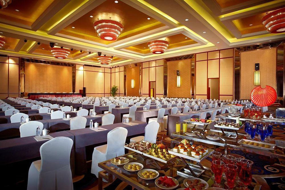 Jurong Yukun New Century Hotel Jiangsu Buitenkant foto
