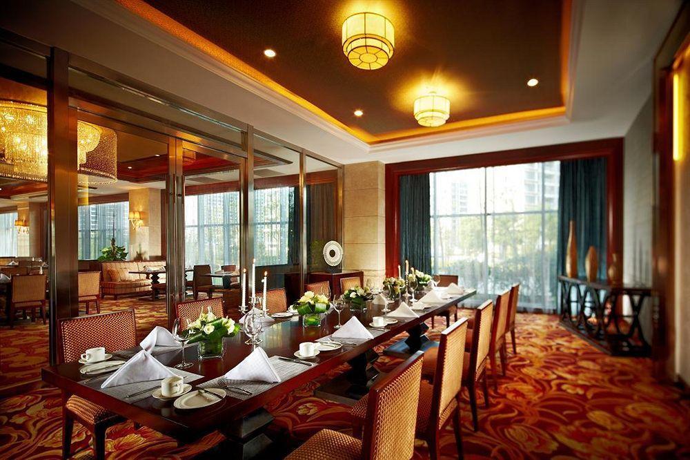 Jurong Yukun New Century Hotel Jiangsu Buitenkant foto