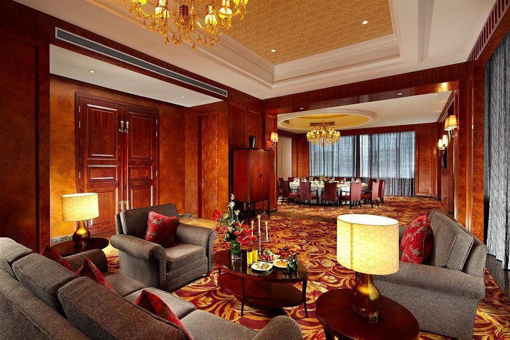 Jurong Yukun New Century Hotel Jiangsu Buitenkant foto